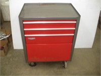 Craftsman Rolling Tool Chest, 27x18x35