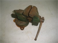 Rock Island Bench Vise, 3 inch Jaw, 9 inches Long