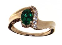 10kt Gold Oval Emerald Dinner Ring