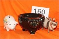 3 PIG FIGURES, ONE IS BANK, ONE IS BOWL