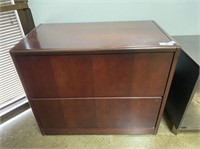 WOOD FILE CABINET WITH 2 DRAWERS