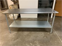 STAINLESS STEEL WORK TABLE WITH LOWER SHELF