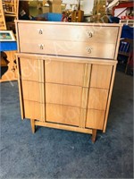 Vintage Vic-art 4 drawer high boy dresser