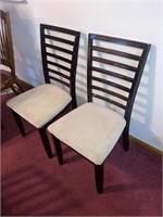 (2) Dining Chairs/Dropleaf Table