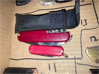 (2) Knives Case