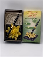 Floral Pen & Desk Set w/ Scented Ink - VINTAGE