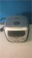 Compact Magnavox alarm CD player