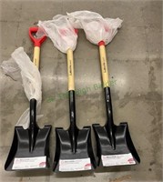 3 SHOVELS