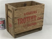 Caisson en bois Liqueurs Trottier, St-Casimir