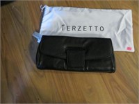 TERZETTO LEATHER CLUTCH IN DUSTBAG NEW W/TAGS