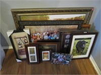 ASSORTED PORTRAIT FRAMES AND PRINTS