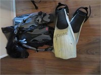 SNORKELS AND FINS BY BODY GLOVE, AND POWER PLANA