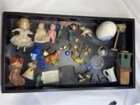 Assorted toys lot / Miniature brass dishware