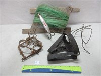 FISHING LINE/LURE + TRAPS FOR DISPLAY ONLY