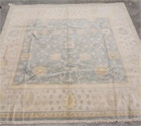 8 x 7.8 Oushak rug