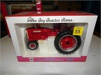 Farmall 230--Toy Tractor Times