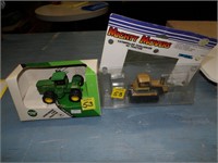 Cat Challenger & J.D. Tractor 1/64th