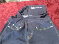 Levi Strauss Maternity skinny jeans