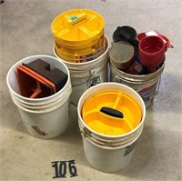 4-5 gal bucket (11 parts holders, plus misc.)