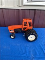 Toy tractor 780