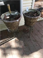 Resin Flower Pots & Iron Stands
