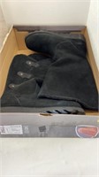 NEW WOMANS SIZE 8 BEAR PAW BLACK BOOTS IN BOX