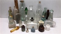 LARGE LOT OF COLLECTIBLE BOTTLES