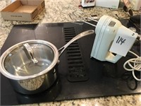 Kitchen Aid Hand Mixer & Calphalon Covered Cooker