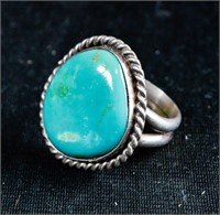 Turquoise Silver Ring - 10 Grams Weight Large Ring