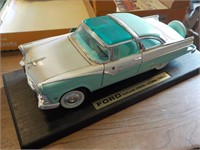 1955 Ford Fairlane Crown Victoria model car