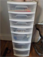 7 drawer organizer with contents