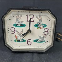 Vintage 1994 Bugs Bunny Electric Alarm Clock