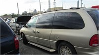 1998 CHRYSLER TOWN & COUNTRY-570986