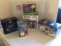 Mostly New Kitchen Appliances & Tools