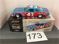 ACTION RACING COLLECTIBLES DIECAST RICHARD PETTY