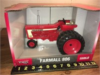 Case HI Farmall 806 tractor