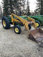 JD 2130 DSL tractor with Eeze on loader, 3 point,