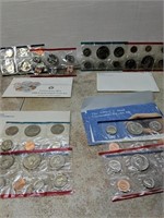 Lot of US Uncirculated Coin Sets 1976, 80, 88, 91)