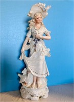 Porcelain Classical Lady Figure