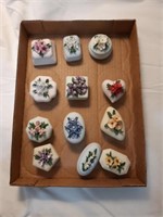 Porcelain trinket boxes, very detailed