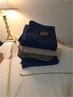 7 pair 40 x32 and 38x42 jeans