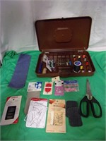 Sewing Items & Sewing Box