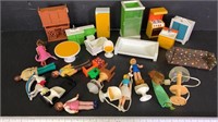 Doll house accessories