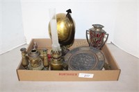 COLLECTION OF METAL DECORATIVE ITEMS