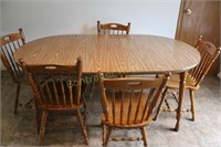 KITCHEN TABLE WITH 6 CHAIRS