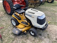 Cub Cadet Super LT1550 lawn tractor