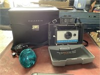Polaroid 210 Land Camera With Case