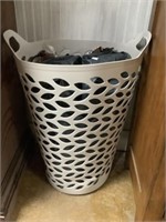 Laundry basket, air mattress with pump queen size