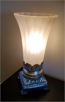 Hurricane electric lamp