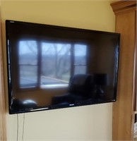Sharp flat screen television, solid mount, antenna